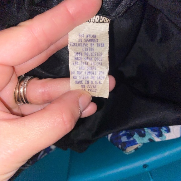 VINTAGE 90s Betsey Johnson! - Picture 14 of 14